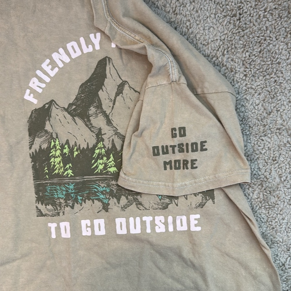Women’s Ford Graphic Tee Bundle - Picture 11 of 12